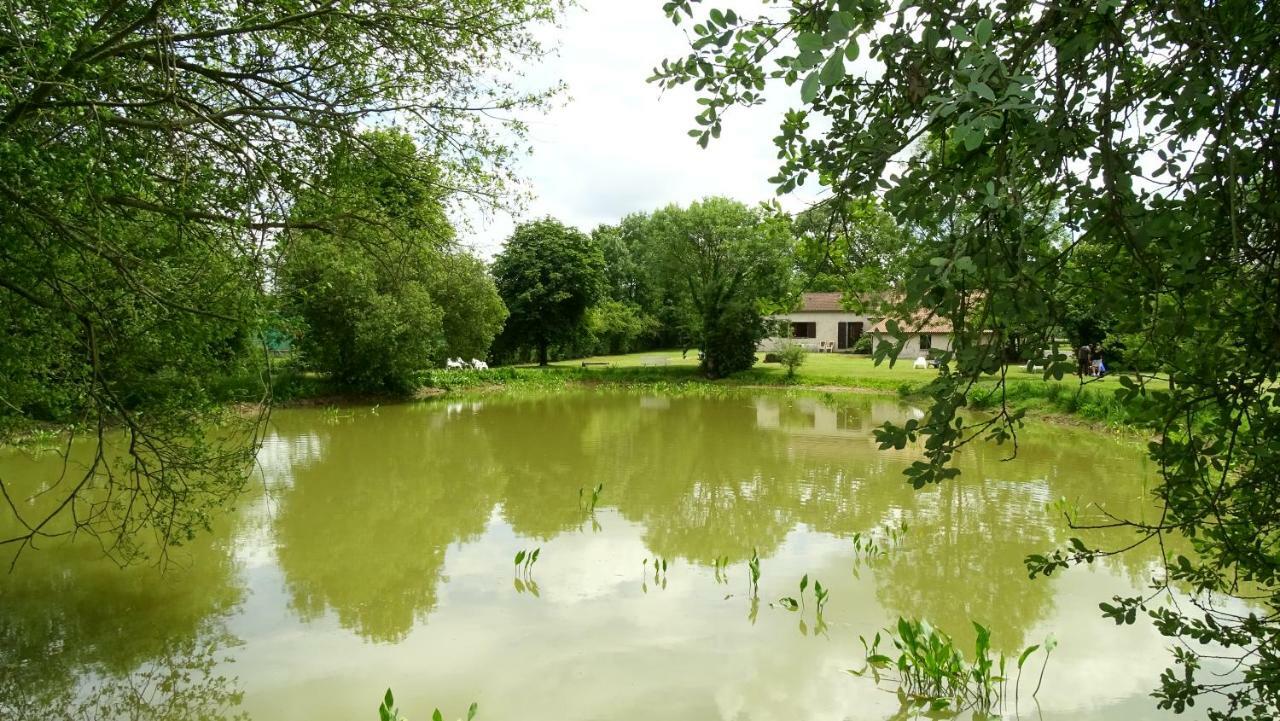 Le Domaine De L'Etang Otel Moncoutant Dış mekan fotoğraf