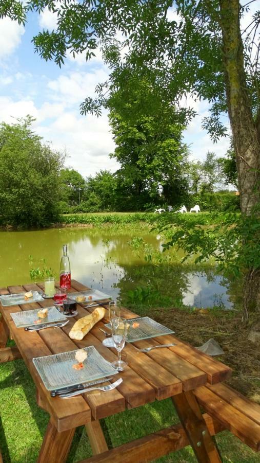 Le Domaine De L'Etang Otel Moncoutant Dış mekan fotoğraf